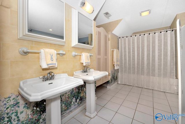 104 Huntington Ridge Road, Madison, AL 35757