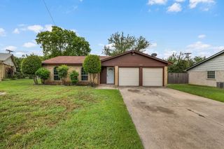 6632 Richardson Drive, Watauga, TX 76148
