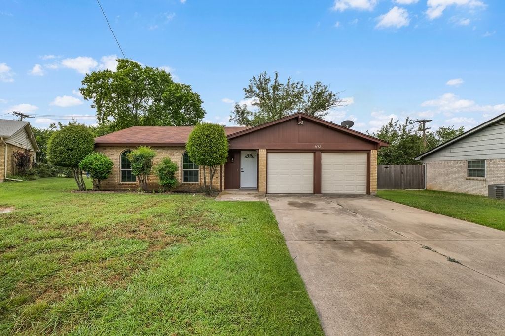 6632 Richardson Drive, Watauga, TX 76148