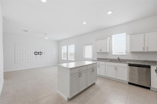 2504 PEONY PL, Lake Hamilton, FL 33851