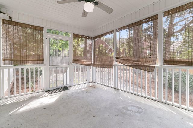 8618 Woodland Walk, North Charleston, SC 29420