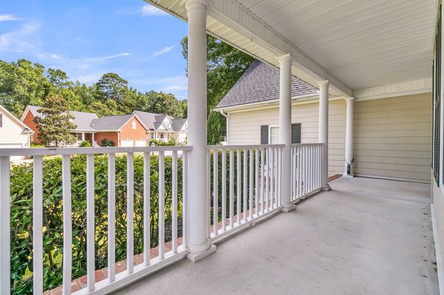 8618 Woodland Walk, North Charleston, SC 29420