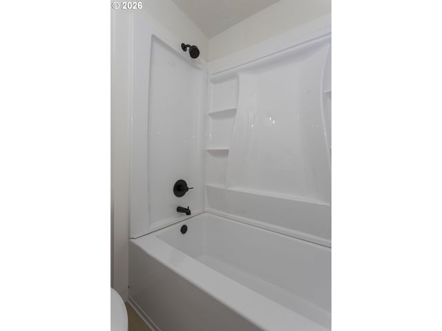 5985 Sw 198TH Ave, Beaverton, OR 97078