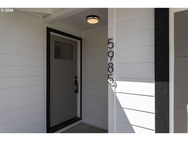 5985 Sw 198TH Ave, Beaverton, OR 97078