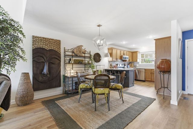 653 S Woodbridge Court, Nixa, MO 65714