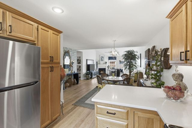 653 S Woodbridge Court, Nixa, MO 65714