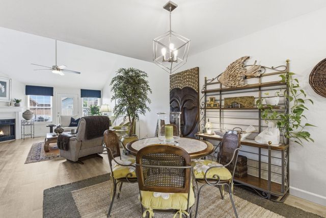 653 S Woodbridge Court, Nixa, MO 65714
