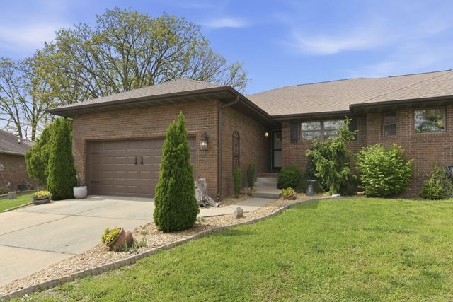 653 S Woodbridge Court, Nixa, MO 65714