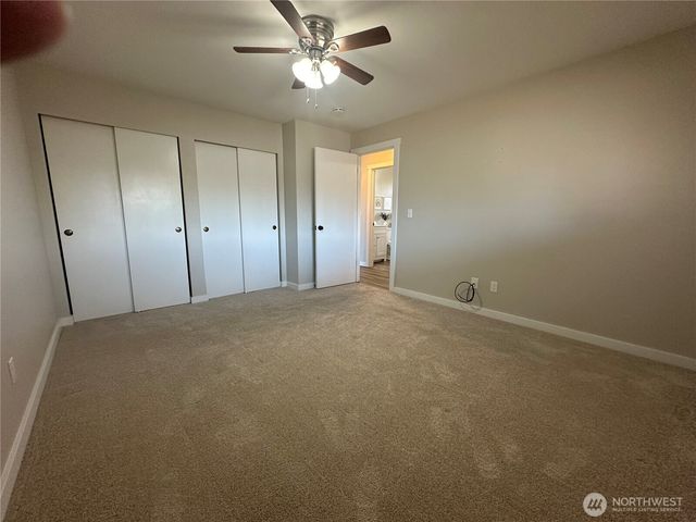 1010 W Pioneer, Puyallup, WA 98371