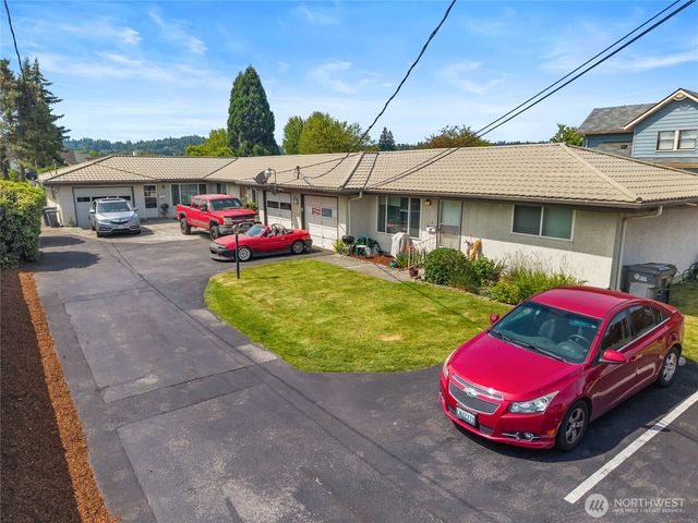 1010 W Pioneer, Puyallup, WA 98371
