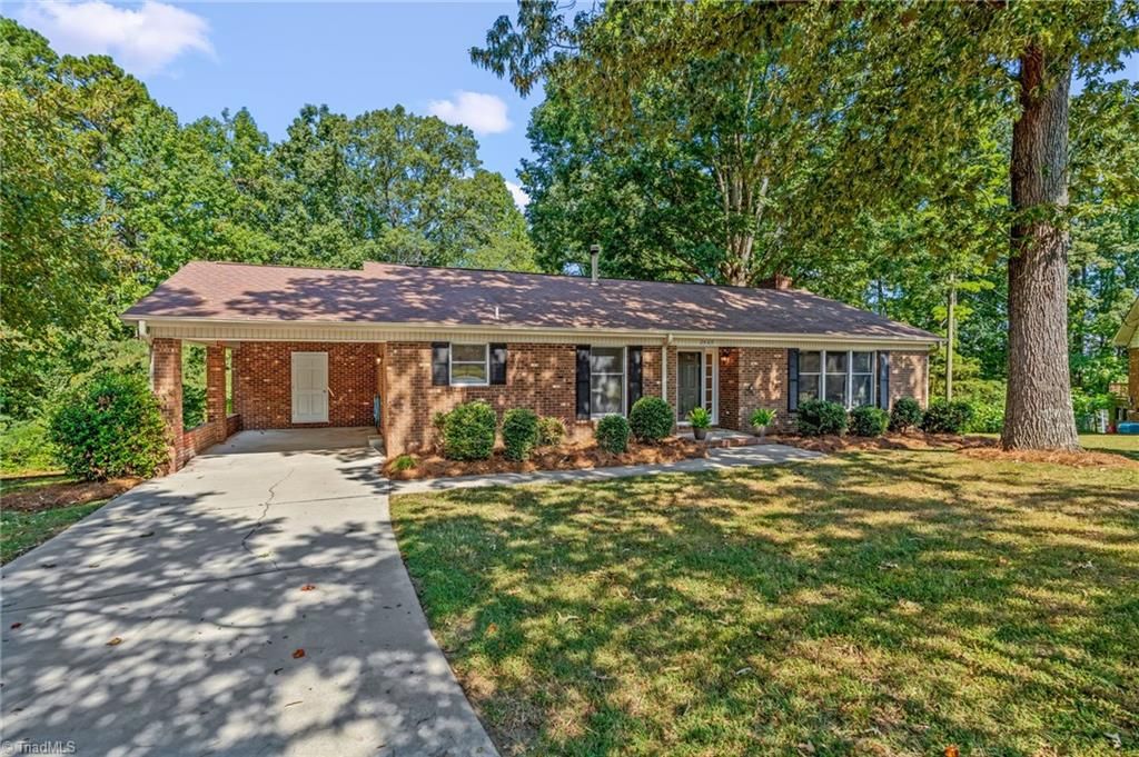 2409 Timberlake Avenue, High Point, NC 27265
