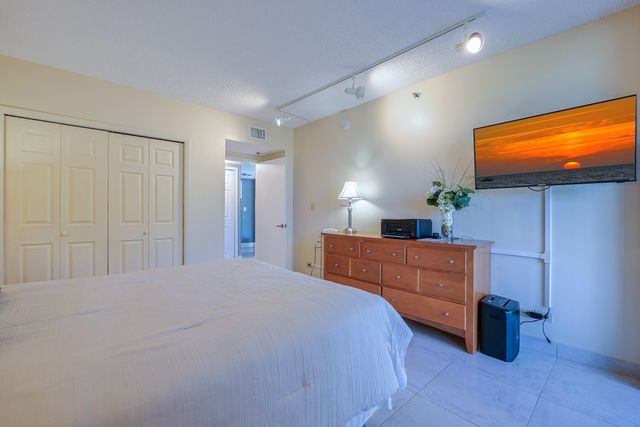 7100 Radice Court 204, Lauderhill, FL 33319