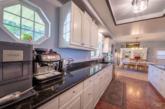 2 E 500 S, Jerome, ID 83338