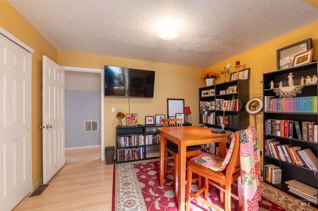 2 E 500 S, Jerome, ID 83338