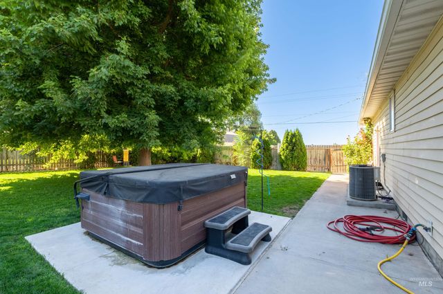 2 E 500 S, Jerome, ID 83338