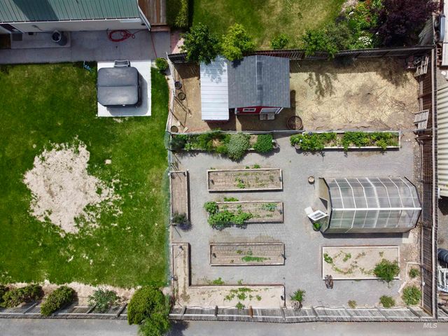 2 E 500 S, Jerome, ID 83338