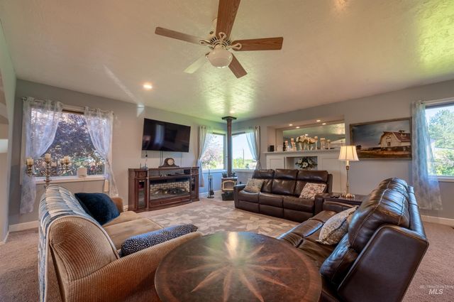 2 E 500 S, Jerome, ID 83338