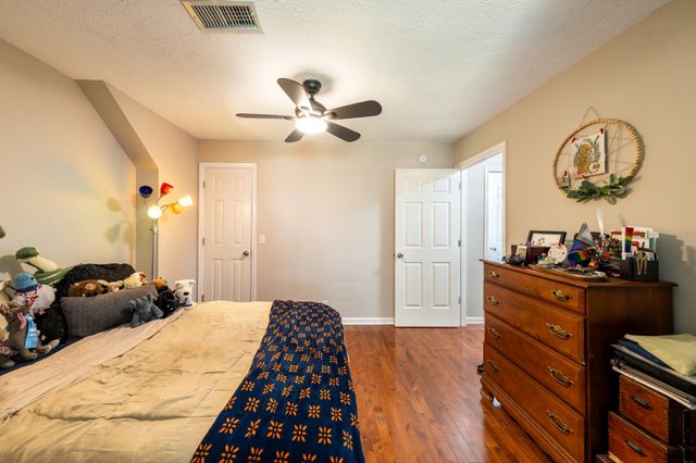 1539 Liberty Ln, Gallatin, TN 37066