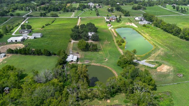 1539 Liberty Ln, Gallatin, TN 37066