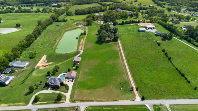 1539 Liberty Ln, Gallatin, TN 37066