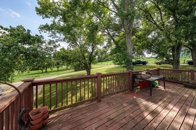 1539 Liberty Ln, Gallatin, TN 37066
