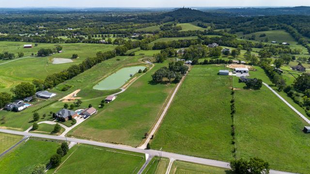 1539 Liberty Ln, Gallatin, TN 37066