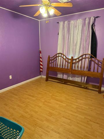 115 N Crater Creek Rd, Cache, OK 73527