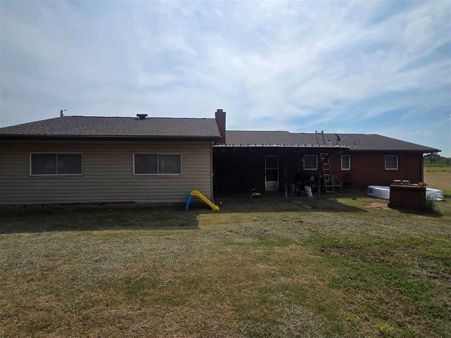 115 N Crater Creek Rd, Cache, OK 73527