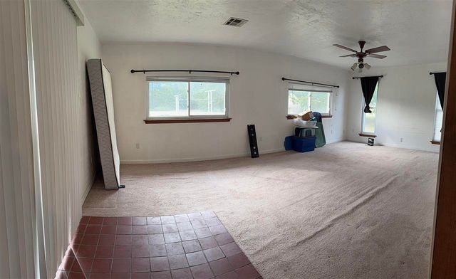 115 N Crater Creek Rd, Cache, OK 73527