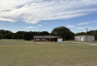 115 N Crater Creek Rd, Cache, OK 73527