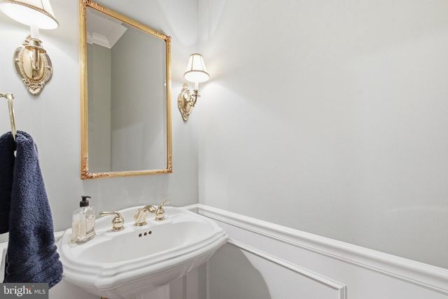 3705 LINDA LN, Annandale, VA 22003