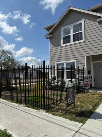 8336 Fountain Street, Houston, TX 77051