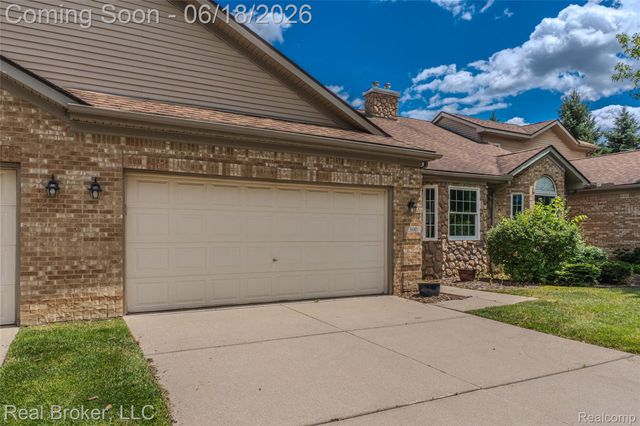 300 Avium Lane, Canton Charter Township, MI 48187