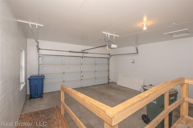 300 Avium Lane, Canton Charter Township, MI 48187
