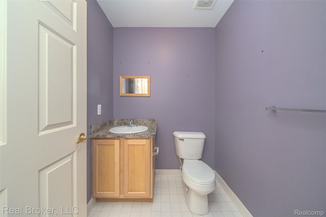 300 Avium Lane, Canton Charter Township, MI 48187