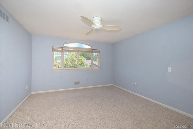 300 Avium Lane, Canton Charter Township, MI 48187