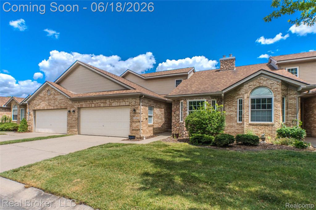 300 Avium Lane, Canton Charter Township, MI 48187