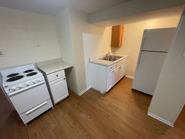 5056 W Henderson Street G, Chicago, IL 60641