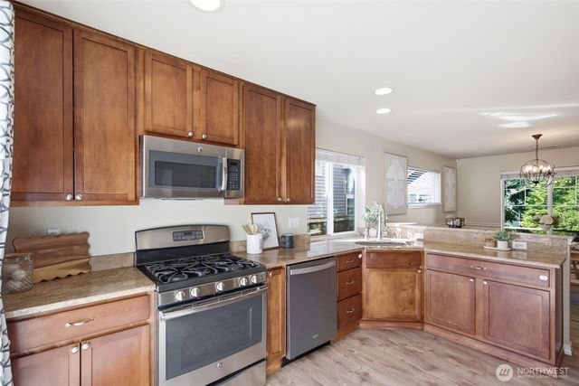 36706 SE Gravenstein Court, Snoqualmie, WA 98065