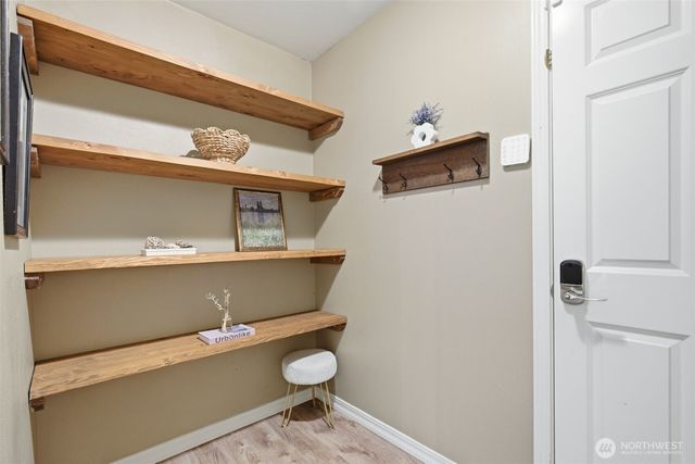 36706 SE Gravenstein Court, Snoqualmie, WA 98065