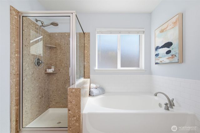 36706 SE Gravenstein Court, Snoqualmie, WA 98065