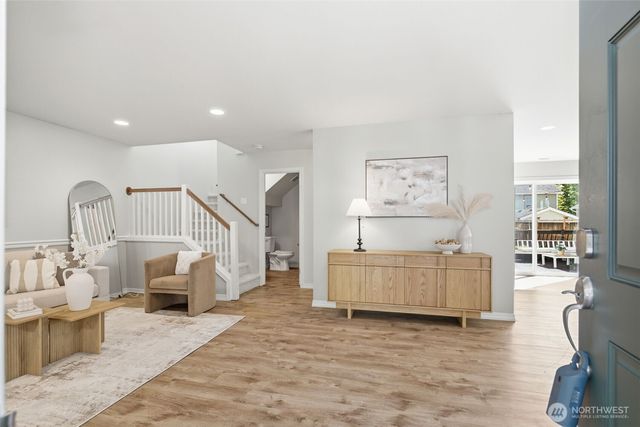 36706 SE Gravenstein Court, Snoqualmie, WA 98065