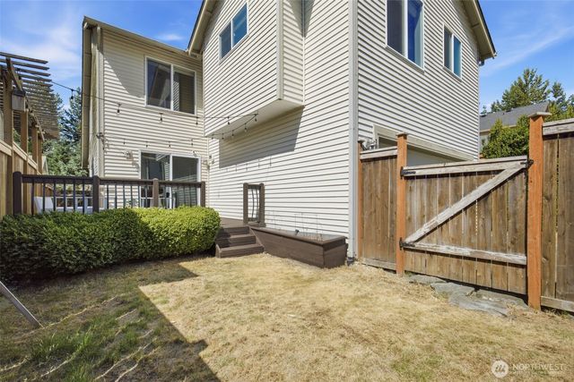 36706 SE Gravenstein Court, Snoqualmie, WA 98065