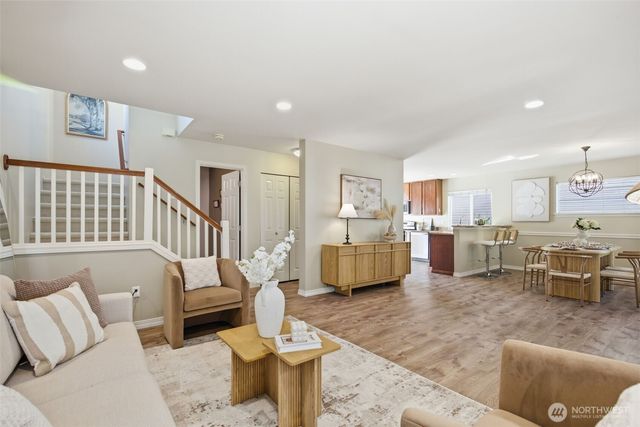 36706 SE Gravenstein Court, Snoqualmie, WA 98065