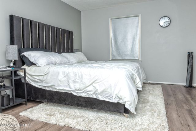 1431 Pueblo Court, Toms River, NJ 08755