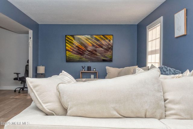 1431 Pueblo Court, Toms River, NJ 08755