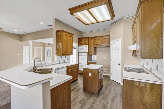 3911 Bonita Court, Granbury, TX 76049