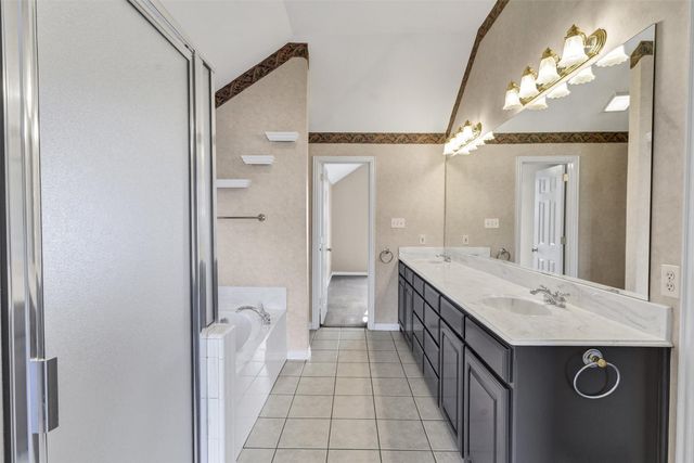 3911 Bonita Court, Granbury, TX 76049