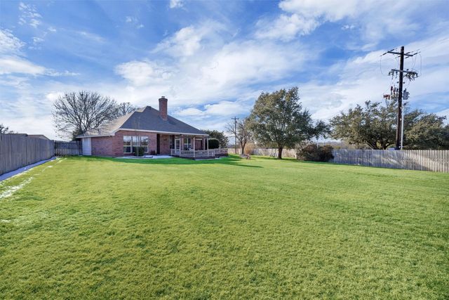 3911 Bonita Court, Granbury, TX 76049