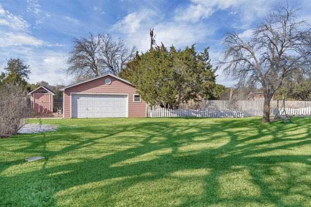 3911 Bonita Court, Granbury, TX 76049